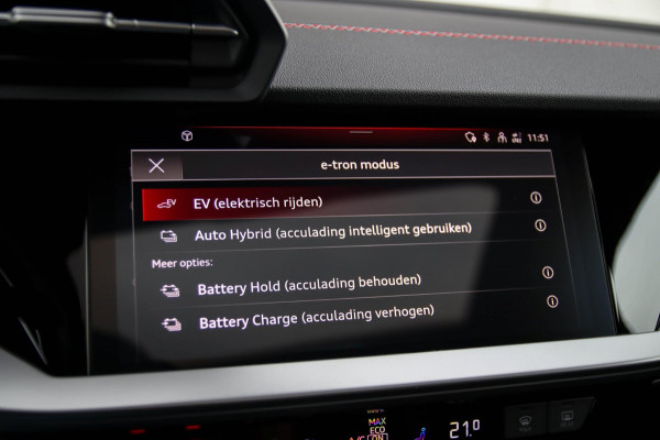 Audi A3 Sportback 45 TFSI e PHEV S Edition S-line 245pk S-Tronic! Panoramadak|Virtual Cockpit|Kuipstoelen elektrisch|Matrix|Black