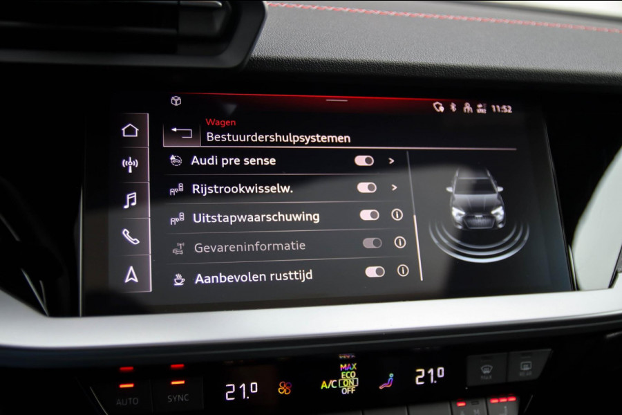 Audi A3 Sportback 45 TFSI e PHEV S Edition S-line 245pk S-Tronic! Panoramadak|Virtual Cockpit|Kuipstoelen elektrisch|Matrix|Black