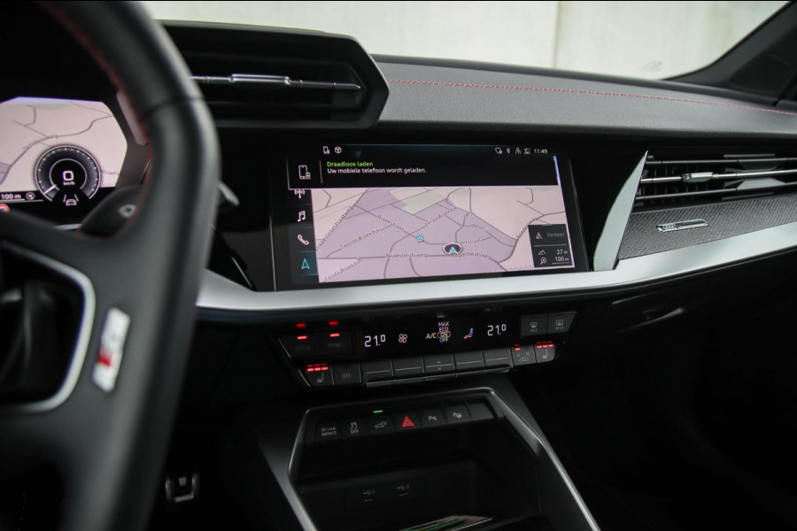 Audi A3 Sportback 45 TFSI e PHEV S Edition S-line 245pk S-Tronic! Panoramadak|Virtual Cockpit|Kuipstoelen elektrisch|Matrix|Black