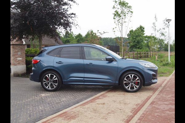 Ford Kuga 2.5 PHEV ST-Line X | B&O | Apple Carplay | Parkeersensoren | Cruise Control |
