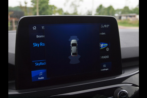 Ford Kuga 2.5 PHEV ST-Line X | B&O | Apple Carplay | Parkeersensoren | Cruise Control |