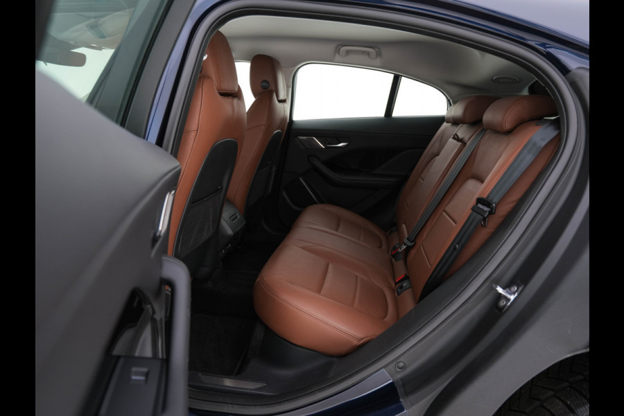 Jaguar I-PACE EV320 S AWD Business Pack 90 kWh [ 3-Fase ] (INCL-BTW) *LUXURY-LEATHER | FULL-LED | MERIDIAN-AUDIO | DIGI-COCKPIT | KEYLESS | DAB+ | NAVI-FULLMAP | ECC | HEATED-COMFORTSEATS | PDC | SURROUND-VIEW | CRUISE | LANE-ASSIST | TOWBAR | 20''A