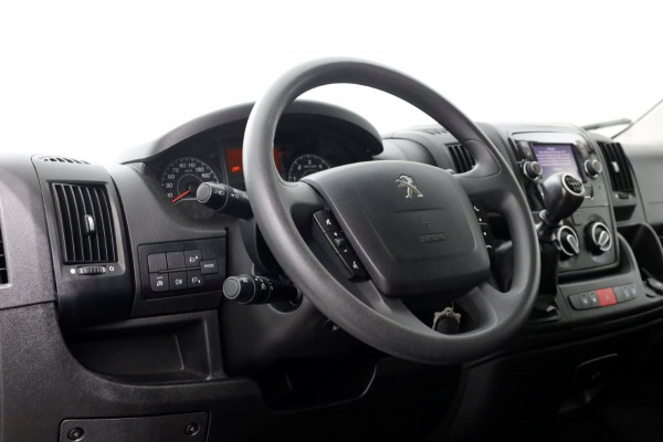 Peugeot Boxer 2.2 BlueHDi 140pk E6 L3H3 Premium Airco/Camera 11-2020