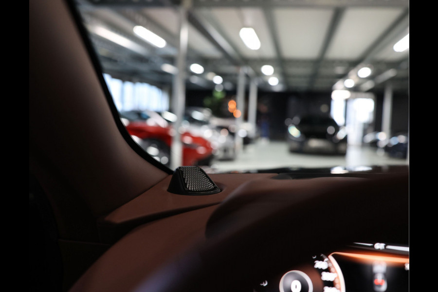 Aston Martin DB12 Volante 4.0 V8 *Minotaur Green*Havana Tan*
