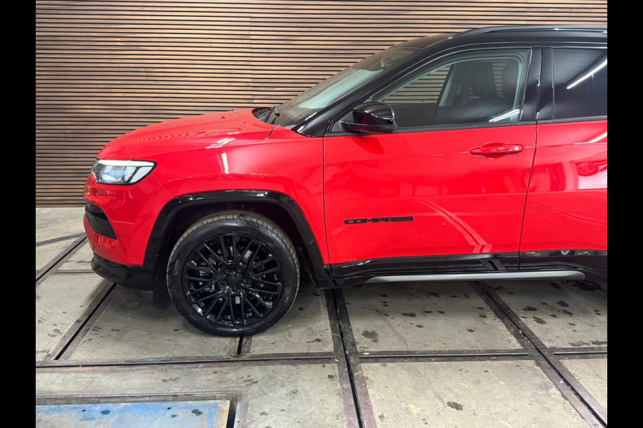 Jeep Compass 4xe 240 Plug-in Hybrid Electric S | Navigatie | Memory | LED | Leer