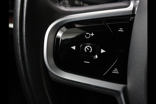 Volvo V60 Cross Country 2.0 B5 AWD Pro | Panoramadak | Head-Up | Leder | Stoelverwarming | Trekhaak | Adaptive cruise | Carplay | Navigatie | Keyless | Harman/Kardon