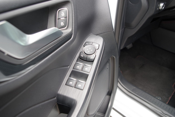 Ford Kuga 2.5 PHEV 225 PK ST-Line, Panoramadak, Trekhaak, Winterpakket, Head-Up Display