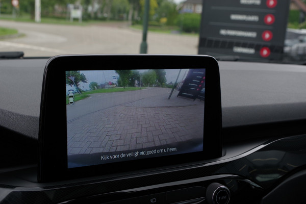 Ford Kuga 2.5 PHEV 225 PK ST-Line, Panoramadak, Trekhaak, Winterpakket, Head-Up Display