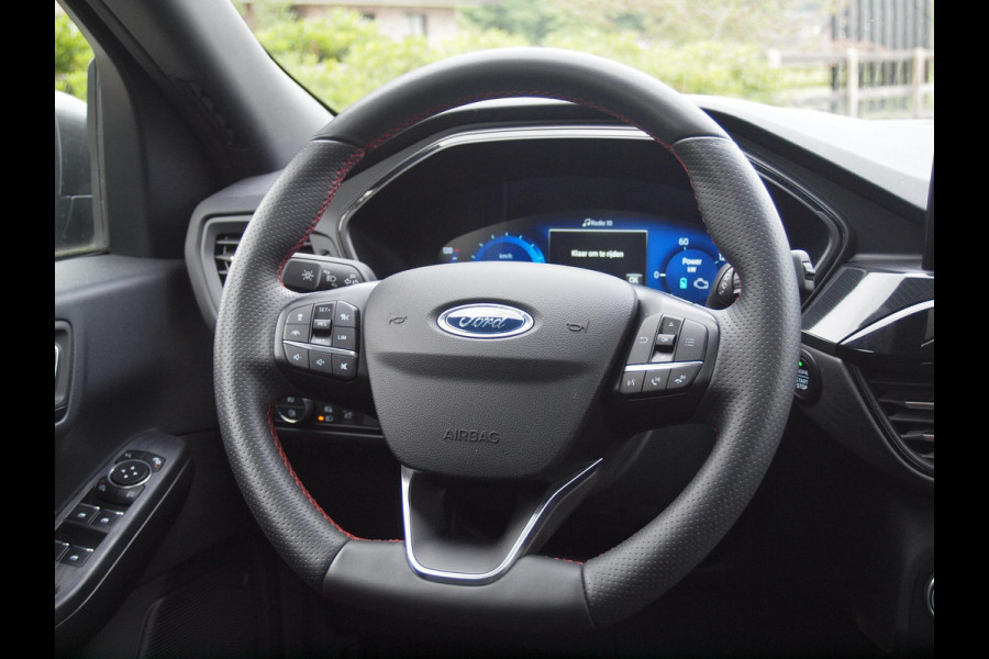 Ford Kuga 2.5 PHEV ST-Line X | Panoramadak | 19 Inch | Camera | NL-Auto | B&O