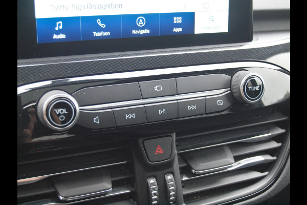 Ford Kuga 2.5 PHEV ST-Line X | Panoramadak | 19 Inch | Camera | NL-Auto | B&O
