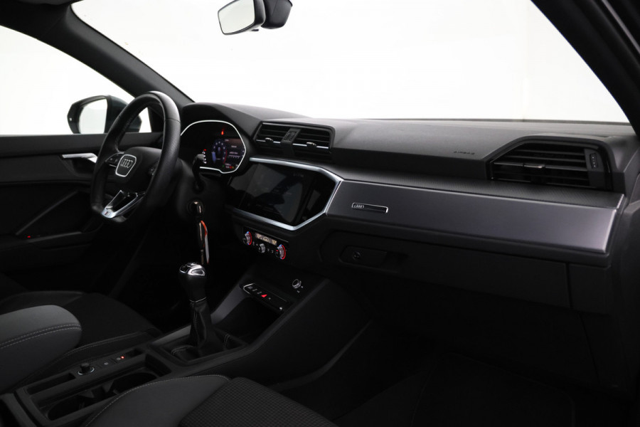 Audi Q3 Sportback 35 TFSI Pro Line S-Line, Airco, Navigatie, Cruise Control