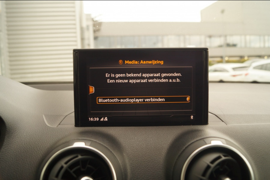 Audi Q2 30 TFSI 115pk Design ProLine -NAVI-ECC-LED-PDC-