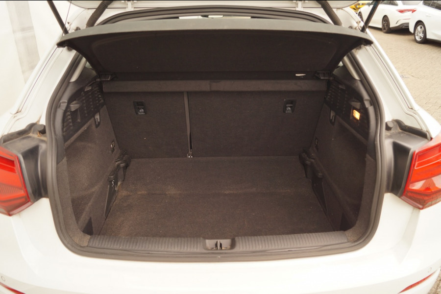 Audi Q2 30 TFSI 115pk Design ProLine -NAVI-ECC-LED-PDC-