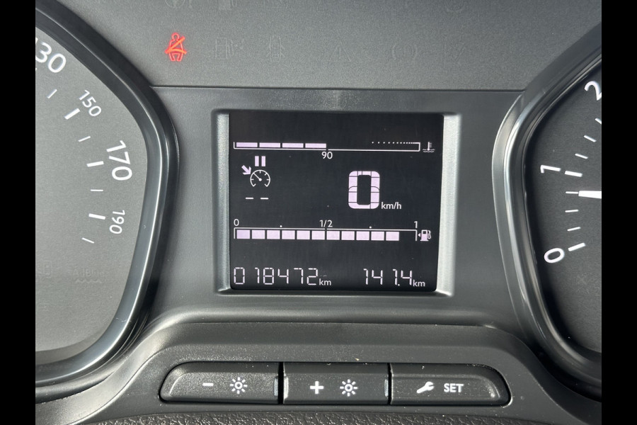Peugeot Expert 1.5 BlueHDI 102 PK / L2H1 / 18.472 KM !! / 1e EIG. / TREKHAAK / AIRCO / CRUISE / BLUETOOTH / ORIG. NL