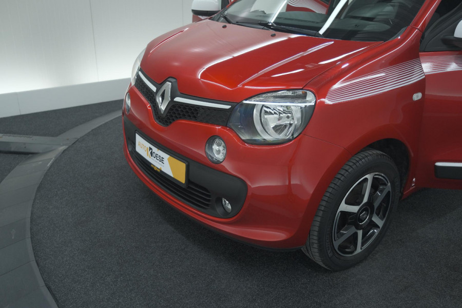 Renault Twingo SCe 70 Intens | Parkeersensoren | Cruise Control | Climate Control | 15 Inch Lichtmetalen Velgen