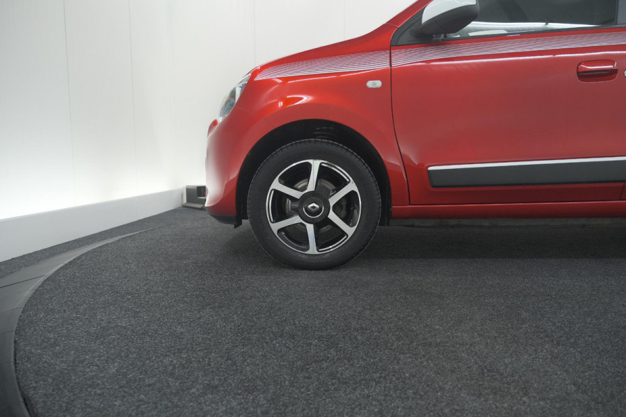 Renault Twingo SCe 70 Intens | Parkeersensoren | Cruise Control | Climate Control | 15 Inch Lichtmetalen Velgen