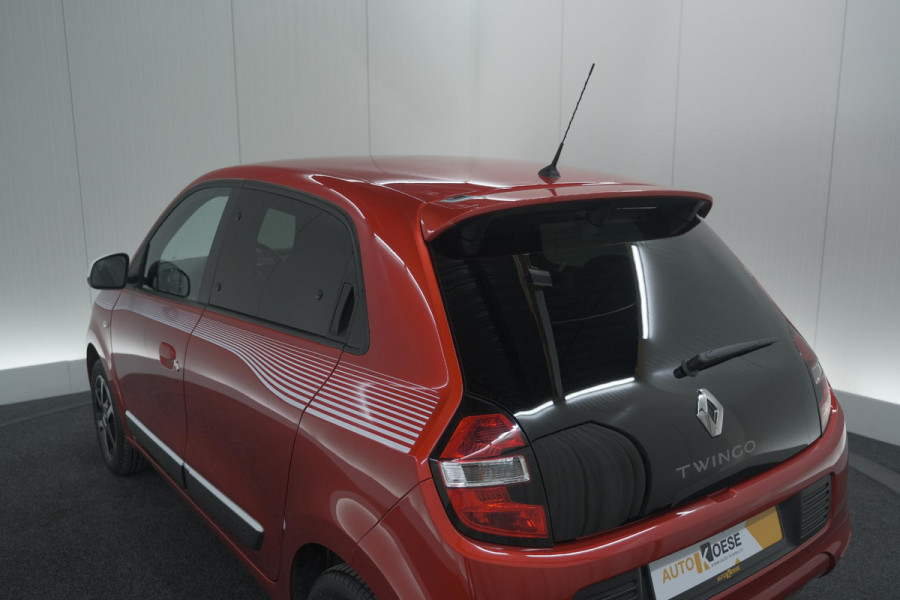 Renault Twingo SCe 70 Intens | Parkeersensoren | Cruise Control | Climate Control | 15 Inch Lichtmetalen Velgen