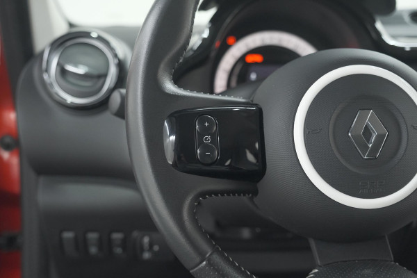 Renault Twingo SCe 70 Intens | Parkeersensoren | Cruise Control | Climate Control | 15 Inch Lichtmetalen Velgen