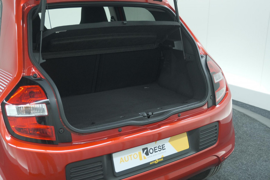 Renault Twingo SCe 70 Intens | Parkeersensoren | Cruise Control | Climate Control | 15 Inch Lichtmetalen Velgen