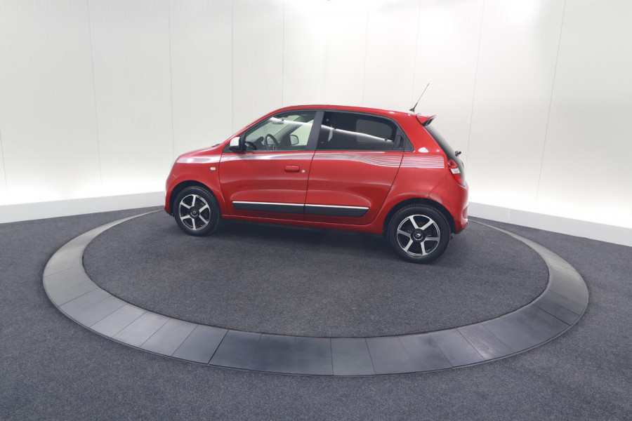 Renault Twingo SCe 70 Intens | Parkeersensoren | Cruise Control | Climate Control | 15 Inch Lichtmetalen Velgen