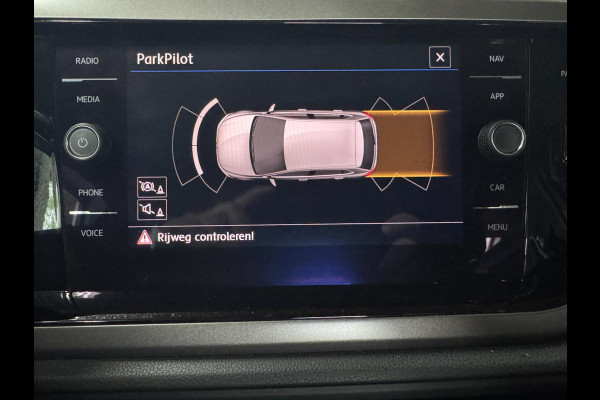 Volkswagen Polo 1.0 TSI Comfortline 95 PK NAVI CARPLAY 4X ELEC RAMEN CRUISE CONTROL