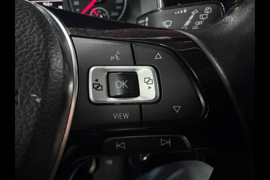 Volkswagen Polo 1.0 TSI Comfortline 95 PK NAVI CARPLAY 4X ELEC RAMEN CRUISE CONTROL