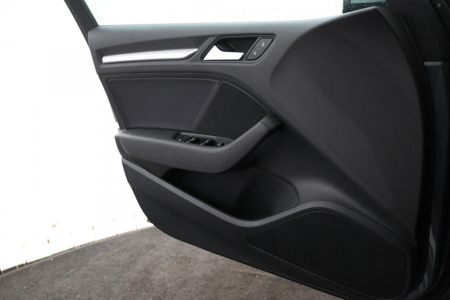 Audi A3 Limousine 30 TDI Design Pro Line Plus S-Line, Automaat, Airco, Cruise Control
