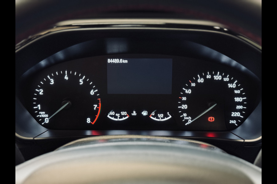 Ford Focus 1.0 EcoBoost ST Line | Panorama | Trekhaak | 1e Eig.