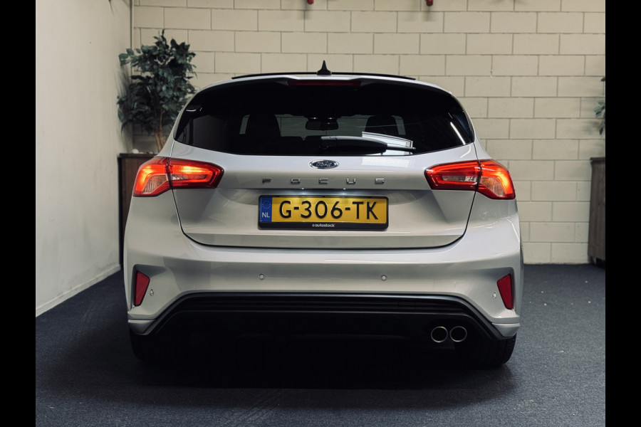 Ford Focus 1.0 EcoBoost ST Line | Panorama | Trekhaak | 1e Eig.