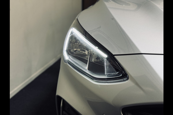 Ford Focus 1.0 EcoBoost ST Line | Panorama | Trekhaak | 1e Eig.