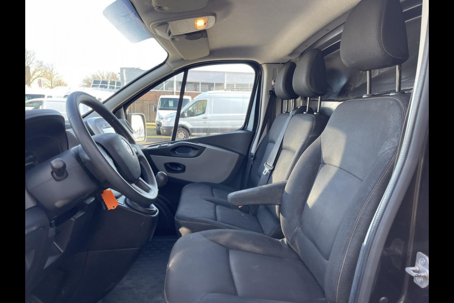 Renault Trafic 1.6 dCi T29 L2H1 Comfort*NAVI*HAAK*TEL*CRUISE*3PER