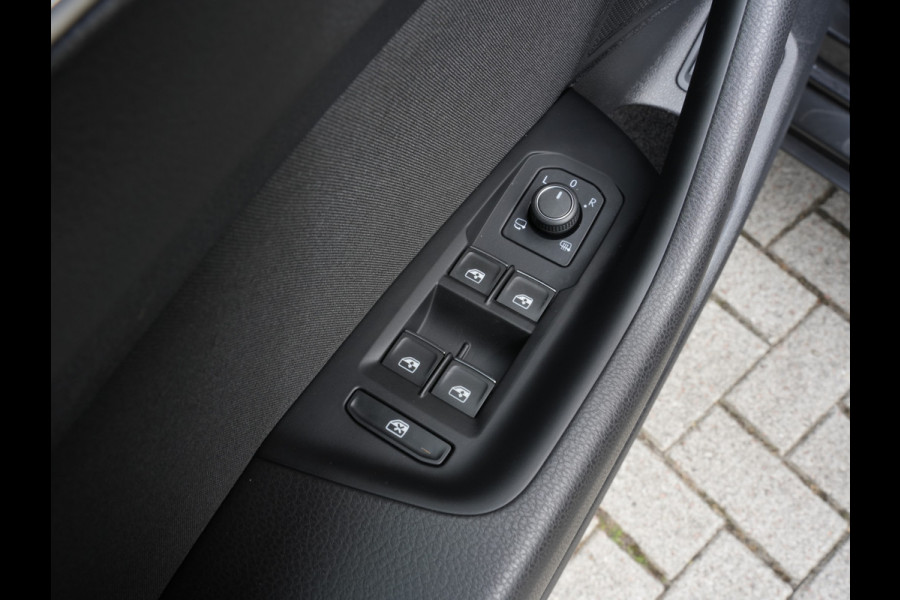Volkswagen Passat Variant 1.4 TSI PHEV GTE Business | NL Auto | Groot Navigatie | Panorama Dak | Led Matrix