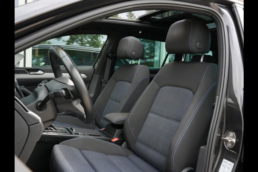 Volkswagen Passat Variant 1.4 TSI PHEV GTE Business | NL Auto | Groot Navigatie | Panorama Dak | Led Matrix