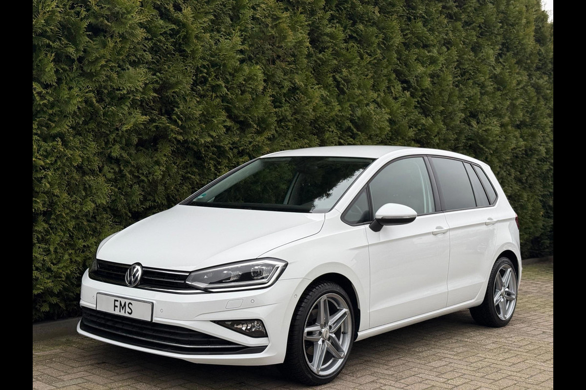 Volkswagen Golf Sportsvan 1.5 TSI ACT Highline Edition Navigatie Volkswagen Golf Sportsvan 1.5 TSI ACT Highline Edition Navigatie