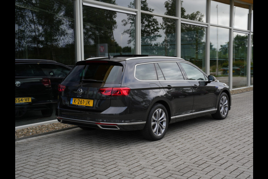 Volkswagen Passat Variant 1.4 TSI PHEV GTE Business | NL Auto | Groot Navigatie | Panorama Dak | Led Matrix