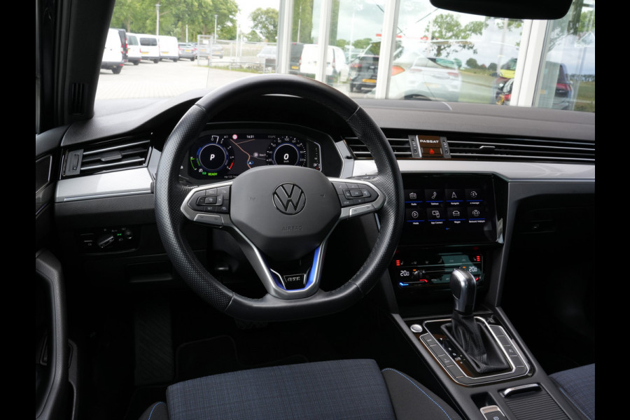 Volkswagen Passat Variant 1.4 TSI PHEV GTE Business | NL Auto | Groot Navigatie | Panorama Dak | Led Matrix