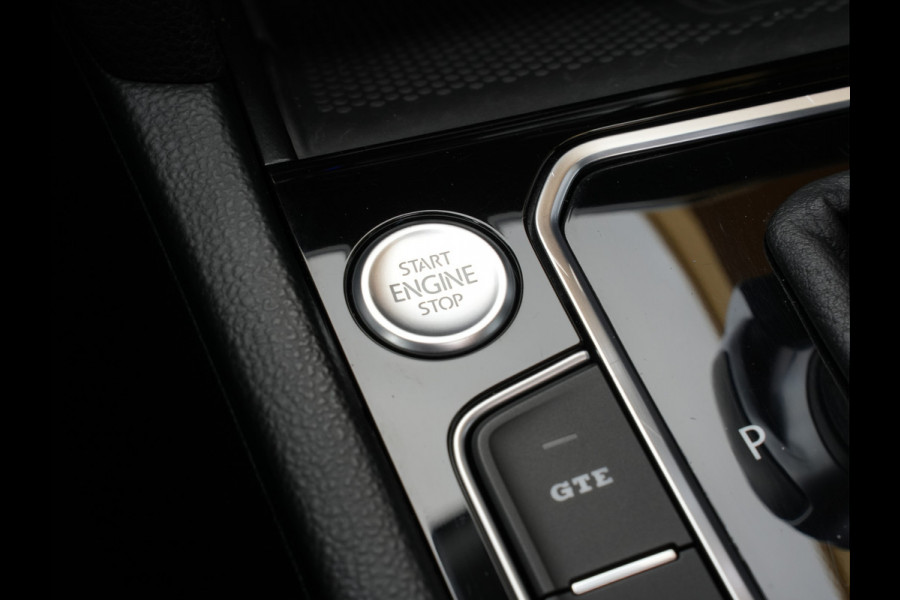 Volkswagen Passat Variant 1.4 TSI PHEV GTE Business | NL Auto | Groot Navigatie | Panorama Dak | Led Matrix