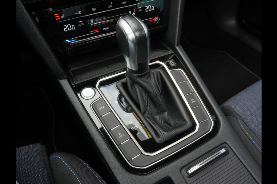 Volkswagen Passat Variant 1.4 TSI PHEV GTE Business | NL Auto | Groot Navigatie | Panorama Dak | Led Matrix