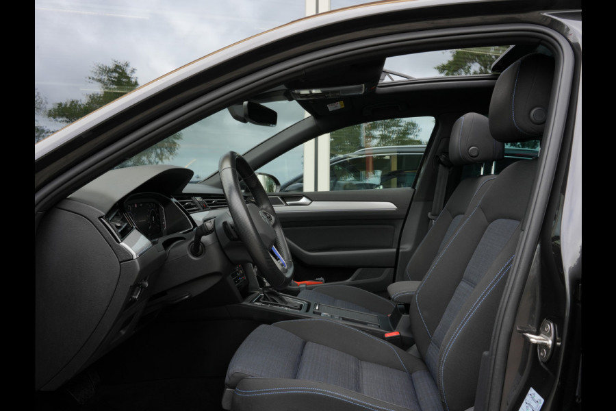 Volkswagen Passat Variant 1.4 TSI PHEV GTE Business | NL Auto | Groot Navigatie | Panorama Dak | Led Matrix