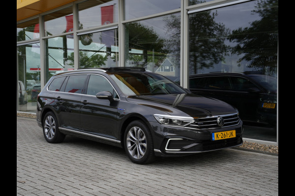 Volkswagen Passat Variant 1.4 TSI PHEV GTE Business | NL Auto | Groot Navigatie | Panorama Dak | Led Matrix