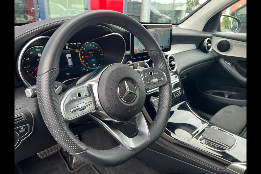 Mercedes-Benz GLC 300e 4MATIC Business Solution AMG