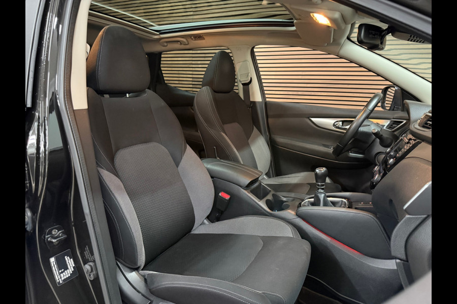 Nissan QASHQAI 1.2 Visia | Panoramadak | 360° camera | Navigatie | Cruise Control