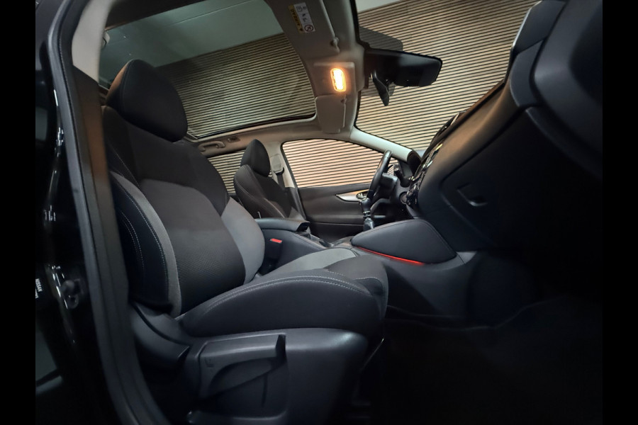 Nissan QASHQAI 1.2 Visia | Panoramadak | 360° camera | Navigatie | Cruise Control
