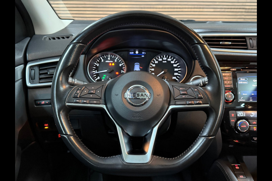 Nissan QASHQAI 1.2 Visia | Panoramadak | 360° camera | Navigatie | Cruise Control