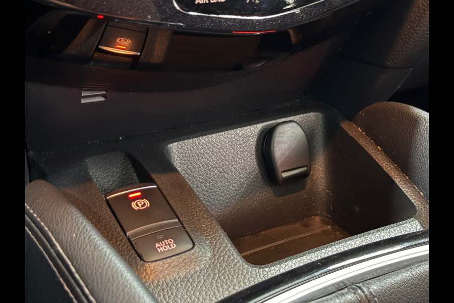 Nissan QASHQAI 1.2 Visia | Panoramadak | 360° camera | Navigatie | Cruise Control