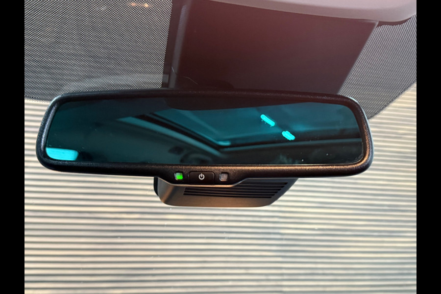 Nissan QASHQAI 1.2 Visia | Panoramadak | 360° camera | Navigatie | Cruise Control
