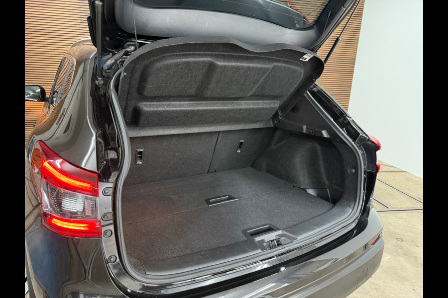 Nissan QASHQAI 1.2 Visia | Panoramadak | 360° camera | Navigatie | Cruise Control