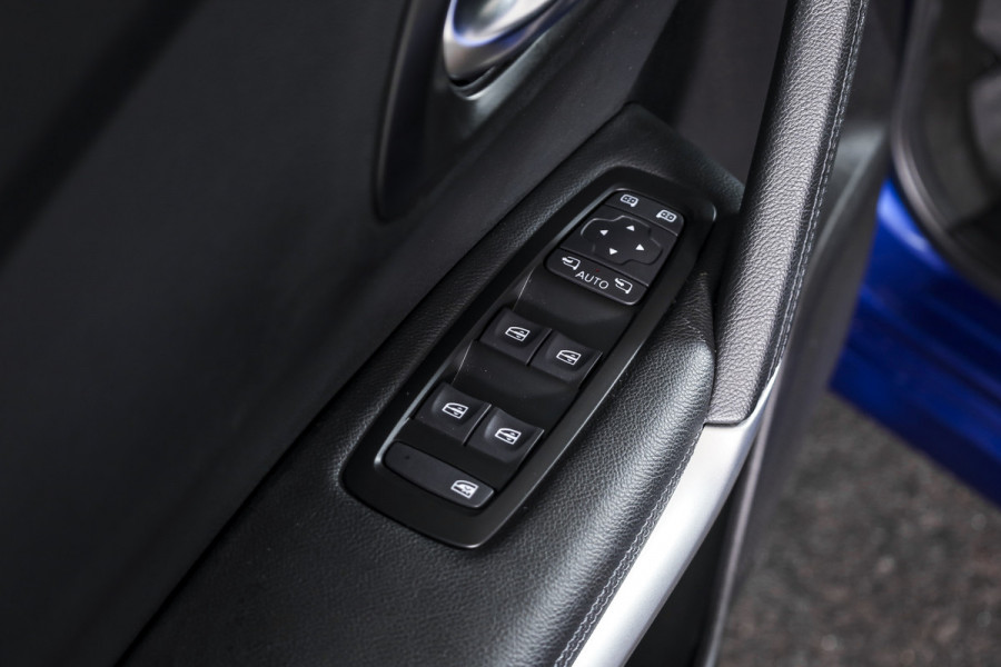 Renault Kadjar 1.3 TCe 160 PK Techno - Automaat | Cruise | Stoelverwarming | Trekhaak | App.Connect | Camera+PDC | NAV+App.Connect | Auto.Airco | LM 19" |