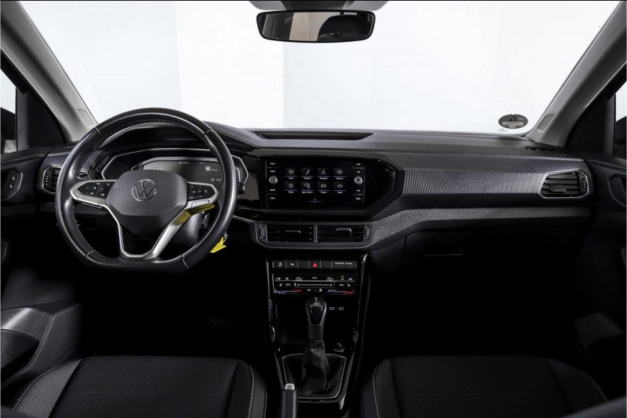 Volkswagen T-Cross 1.0 TSI Style 110 PK - Automaat | Dig.Cockpit | Adapt.Cruise |  Stoelverw. | PDC | Camera | App.Connect | ECC | Afn.Trekhaak | LM 18" |