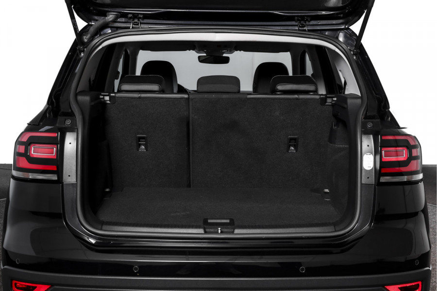 Volkswagen T-Cross 1.0 TSI Style 110 PK - Automaat | Dig.Cockpit | Adapt.Cruise |  Stoelverw. | PDC | Camera | App.Connect | ECC | Afn.Trekhaak | LM 18" |